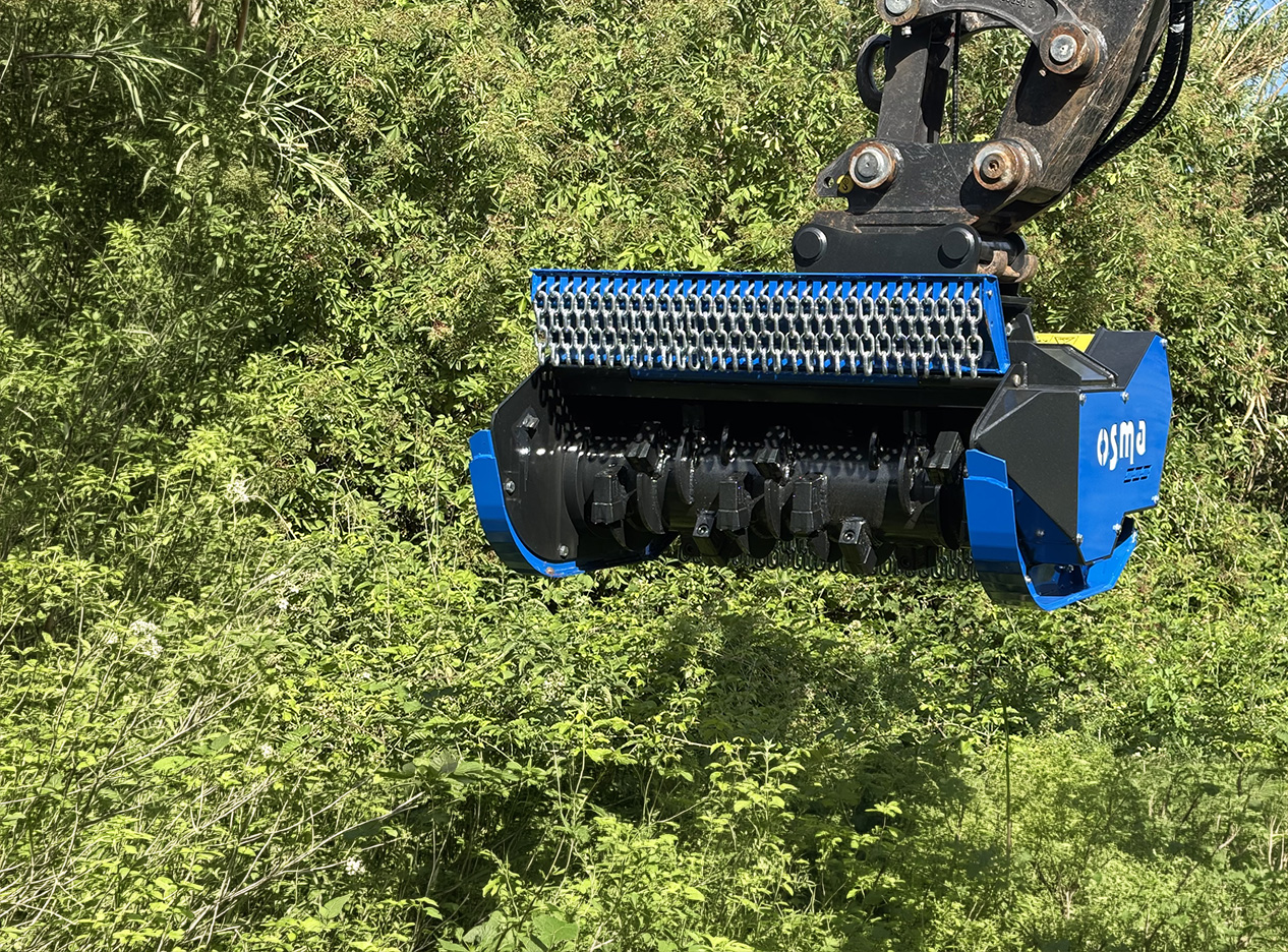 GRUPPO D - TESTATE TRINCIANTI IDRAULICHE, PER UTILIZZO FORESTALE